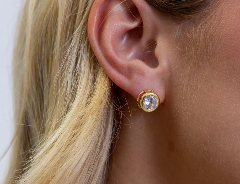 Alaina Bezel Stud