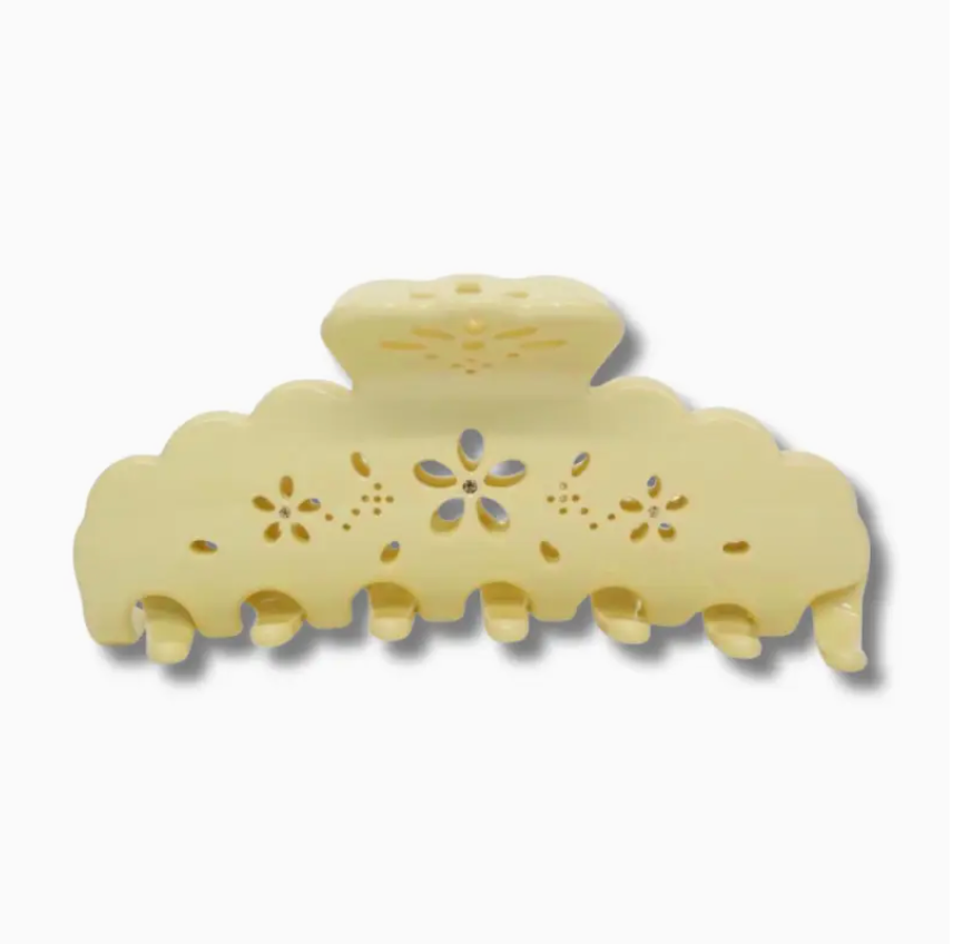 Eyelet Claw Clip